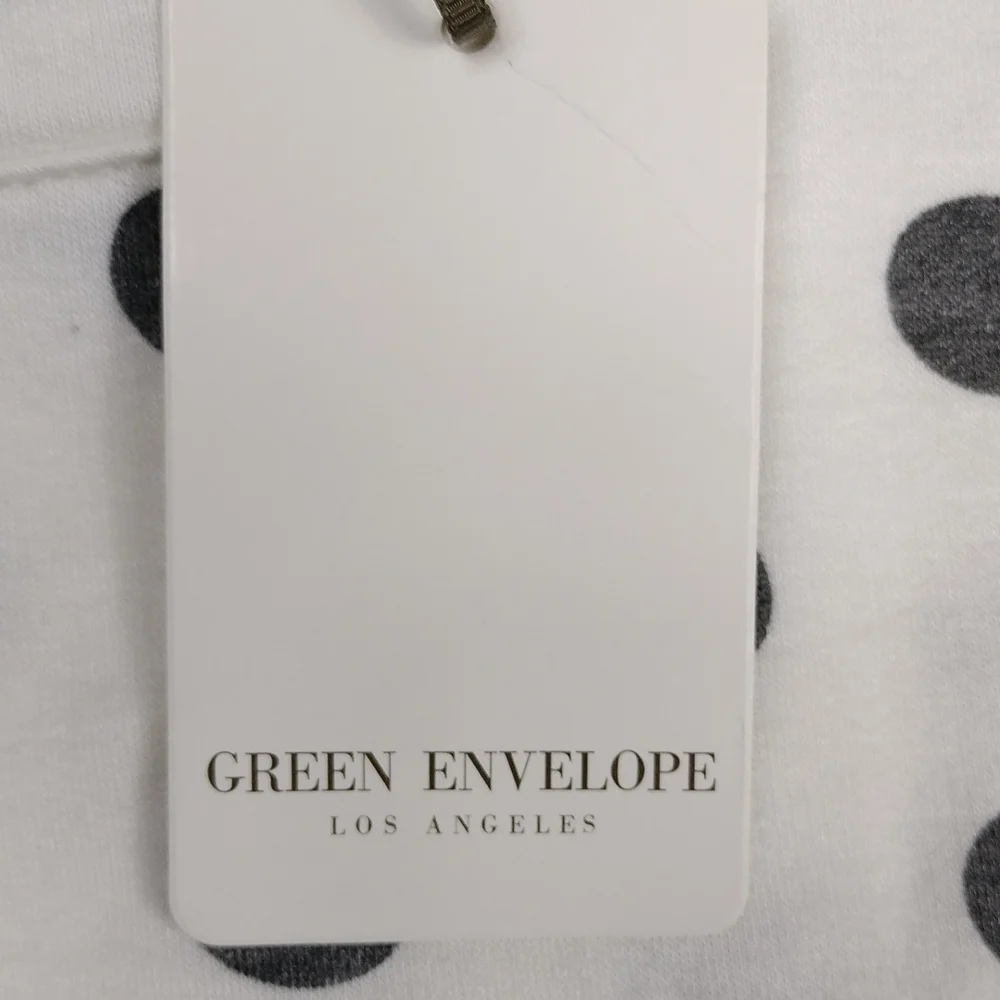 NWT Green Envelope women's medium sized long sleeved top - Picture 4 of 12